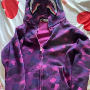 Bape lila hoodie hotsell