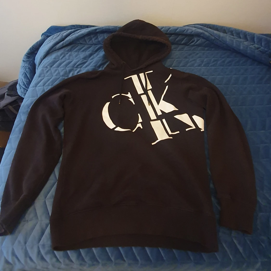 Calvin Klein Hoodie  - 90