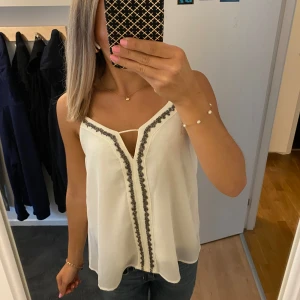 Unik topp - Så himlans fin❣️ unik, slutsåld 