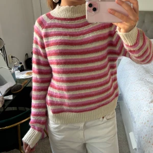 Stickad tröja!  - Så snygg stickad tröja!