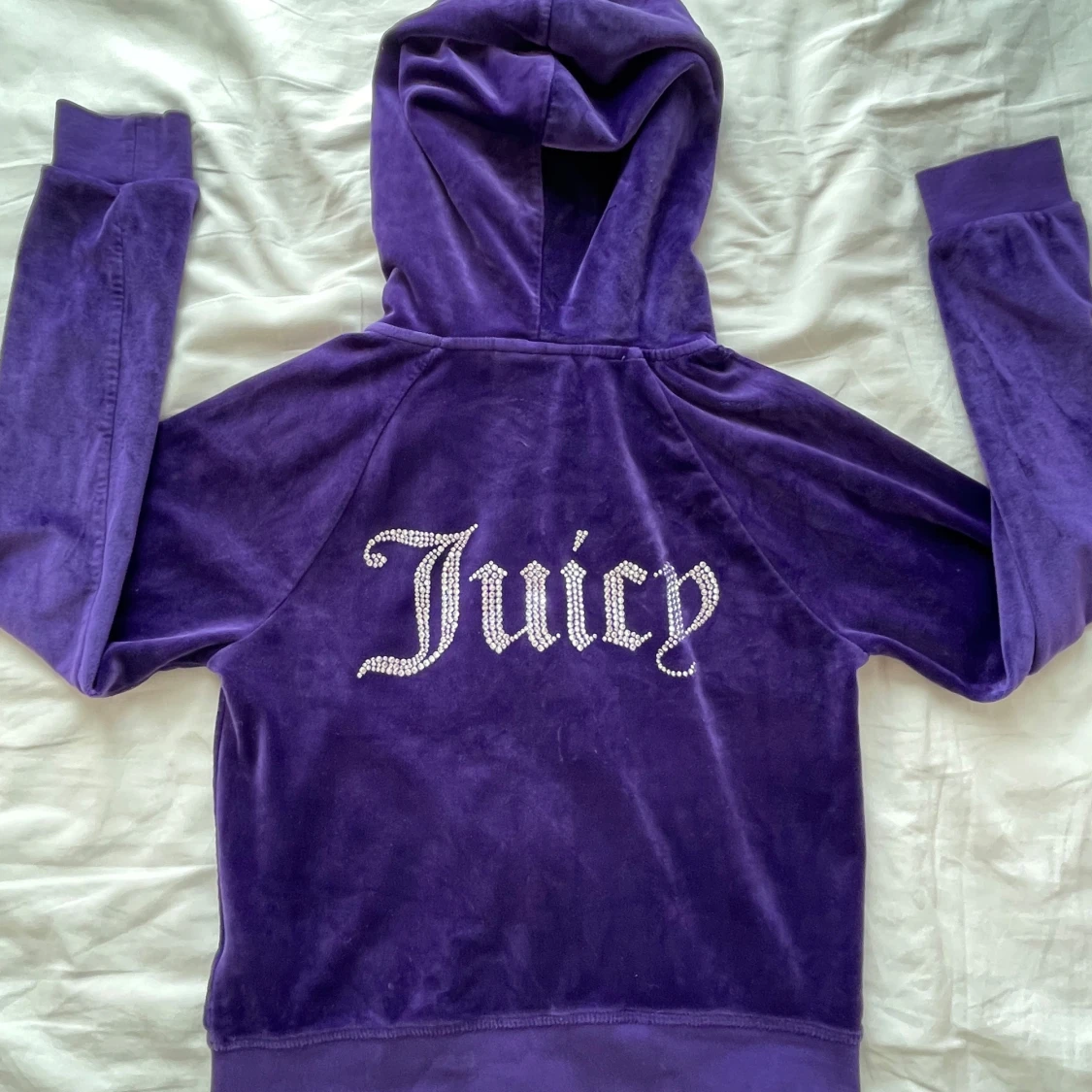 Juicy couture (Lila luvtröja) - 90