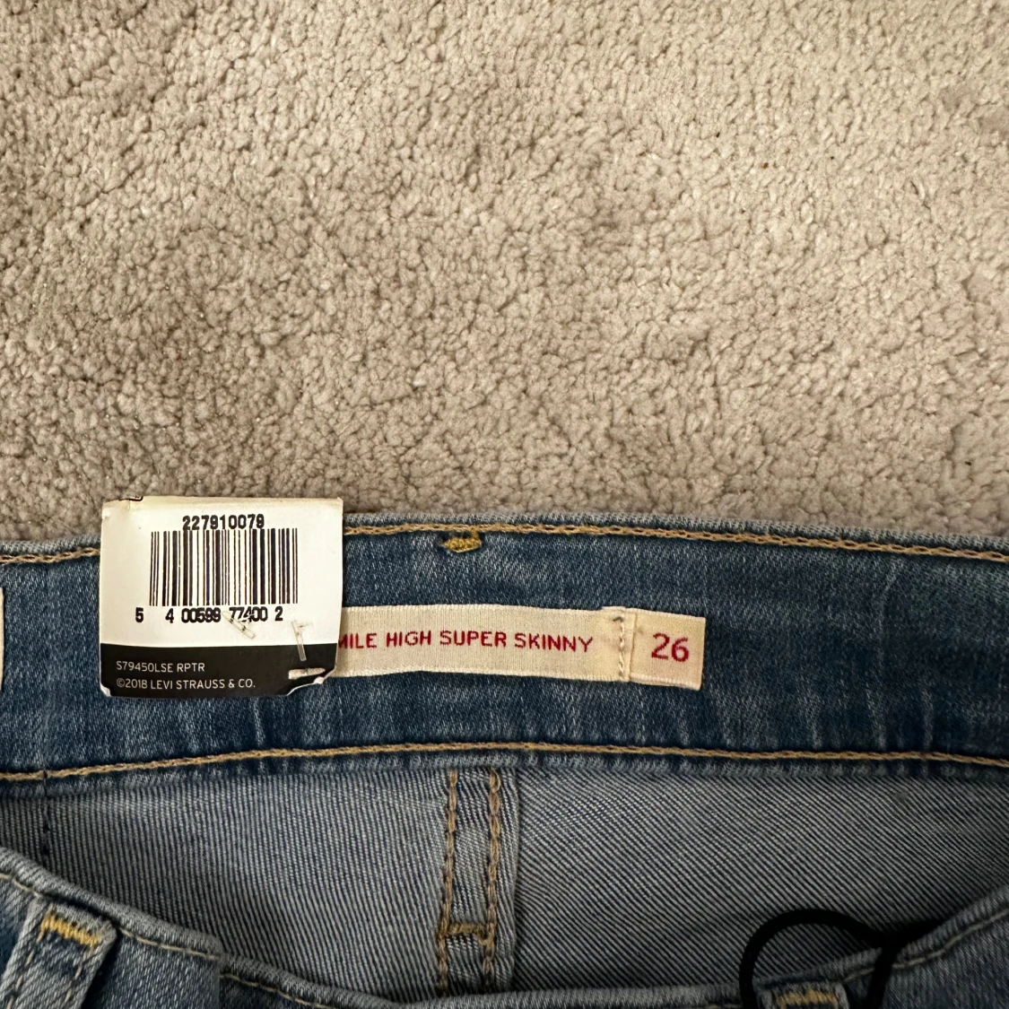 Levi’s jeans - 92