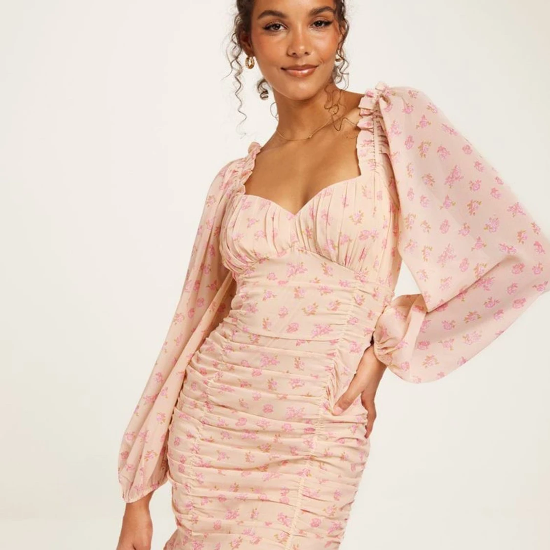 Ruche all over dress, Nelly.com - 91