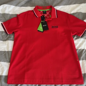 HUGO BOSS PIKÉ HELT NY - Storlek s, helt ny!!:)