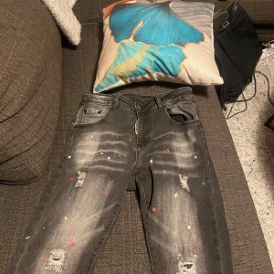 Dsquard jeans - Nästan helt nya, fint skick 