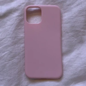 Ljusrosa mobilskal Iphone 11 pro - Supergulligt mobilskal i nyskick till Iphone 11 pro🩷