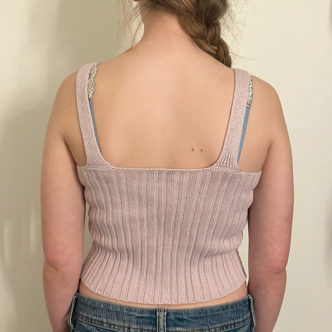 Beige stickad linnetopp - 90