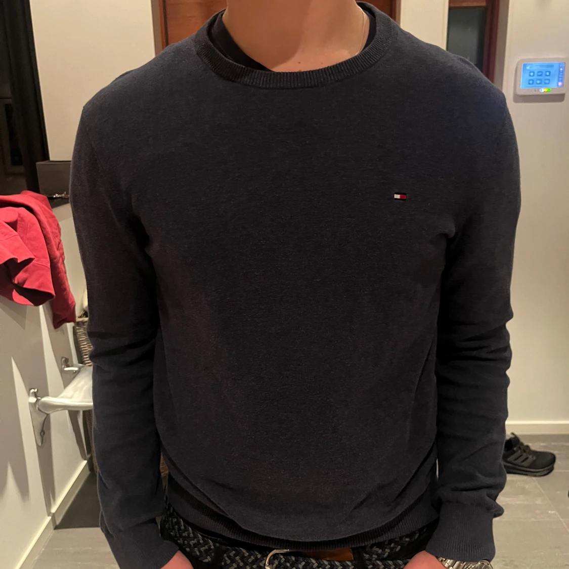 Mörkblå tröja från Tommy Hilfiger - 91