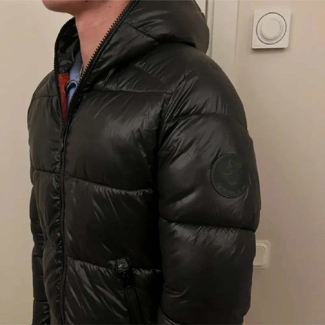 Svart pufferjacka från Save the Duck - 90