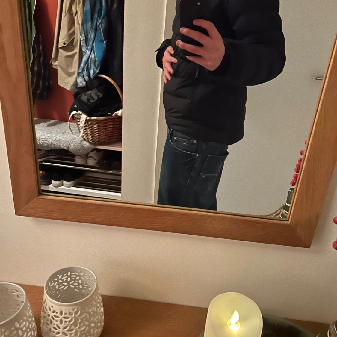 Svart pufferjacka från Peak Performance - 91