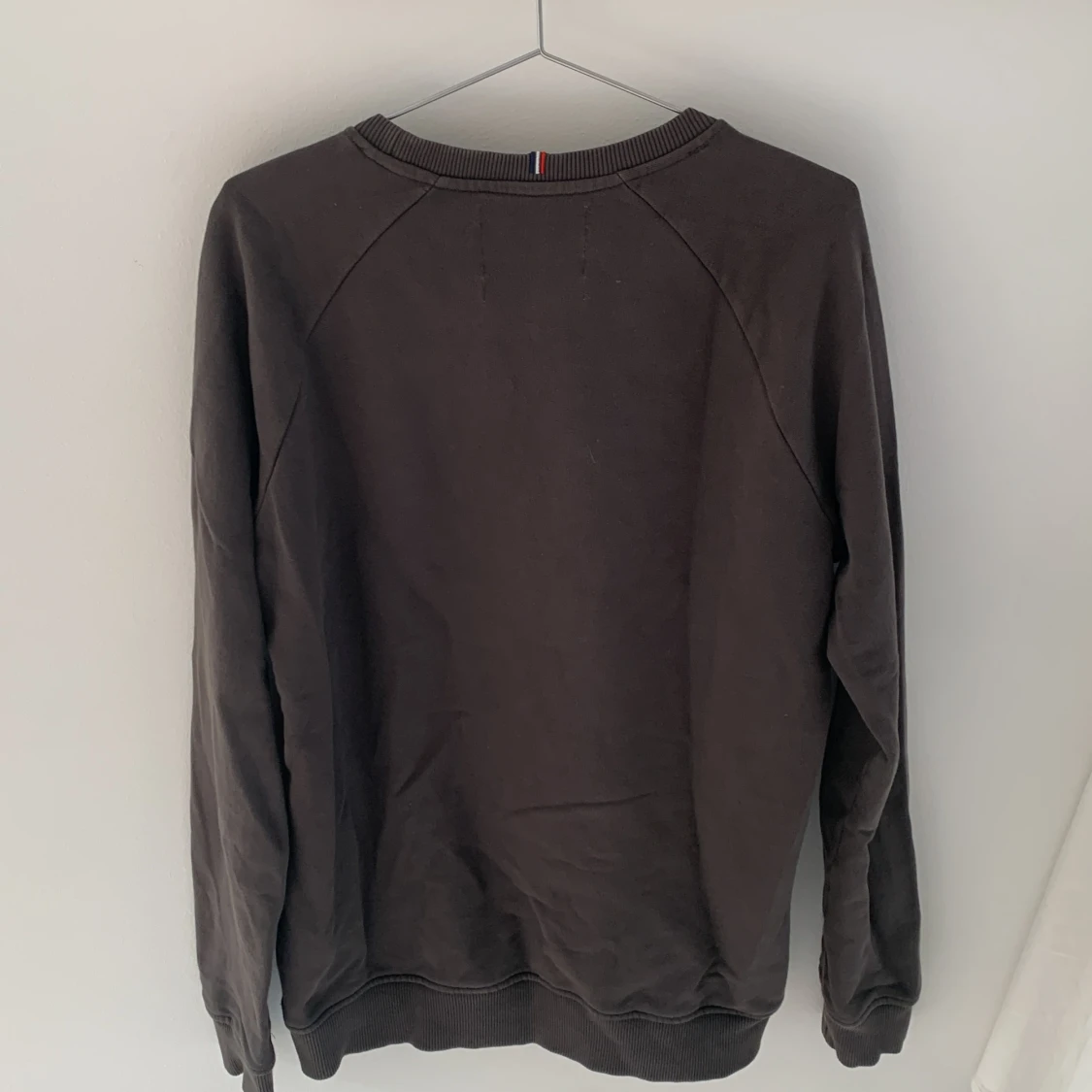 Mörkgrå tröja från Les Deux - 92
