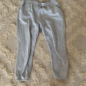 Mjukisbyxor - Mjukisbyxor från newyorker strl XL men är som M