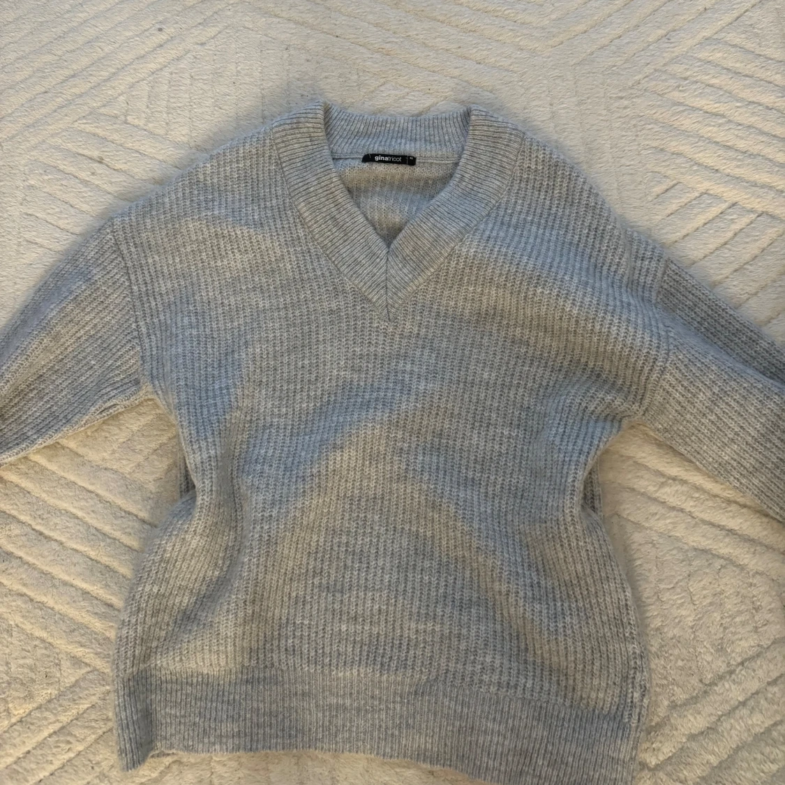 grå stickad tröja - 90