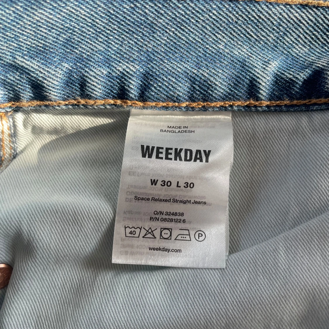 Blåa jeans från Weekday - 90