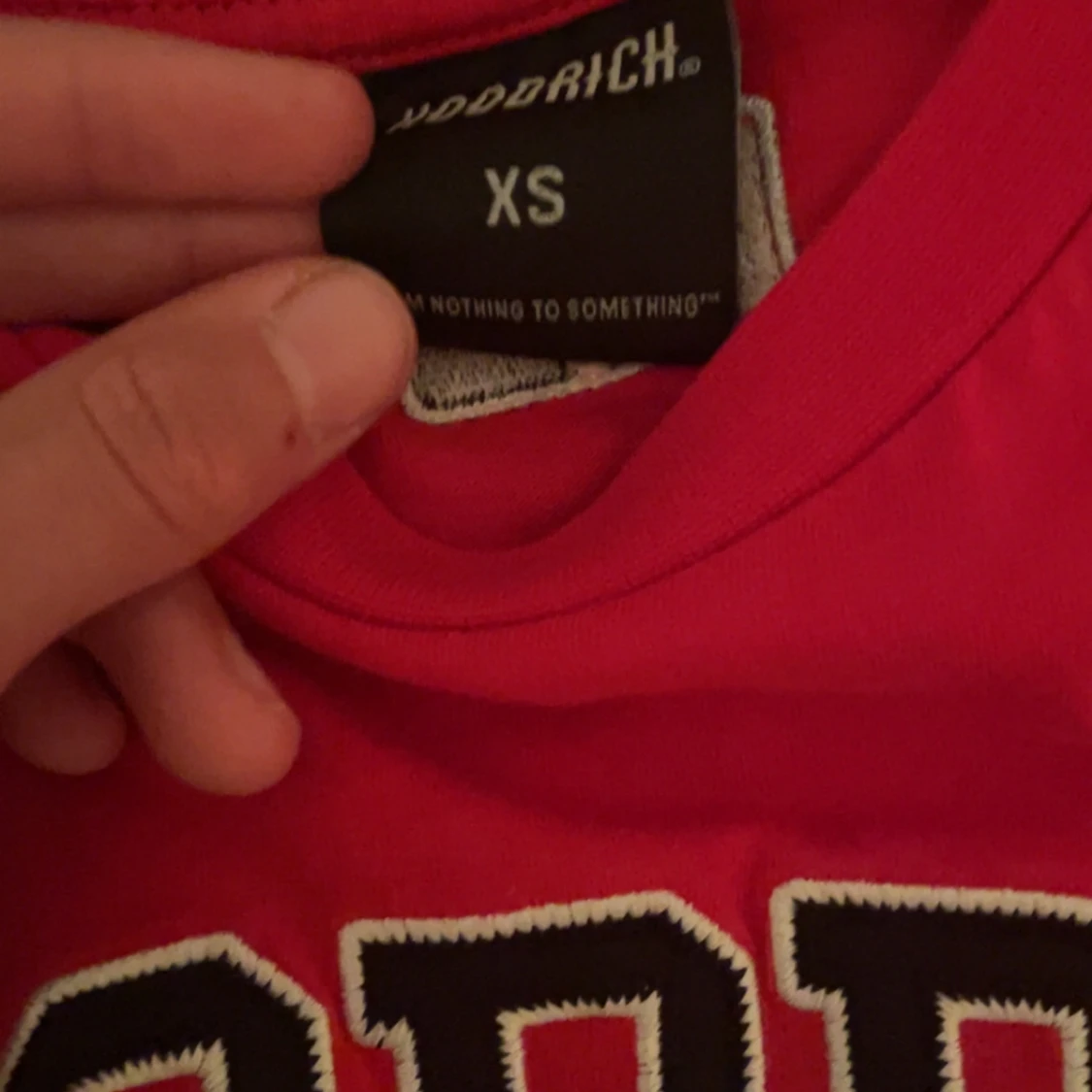 Röd t-shirt från Hoodrich - 90