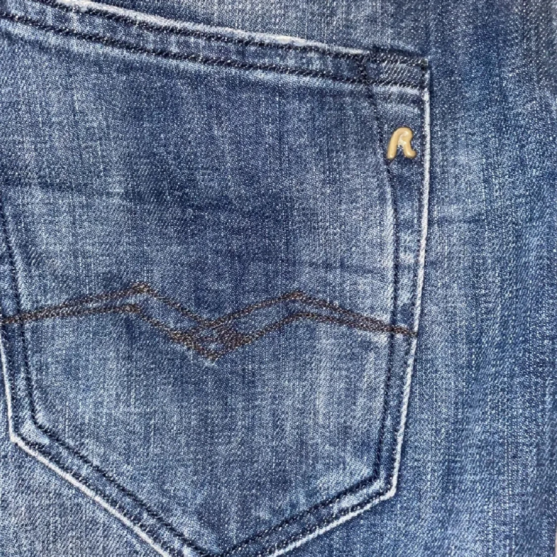 Blå jeans från Replay - 93