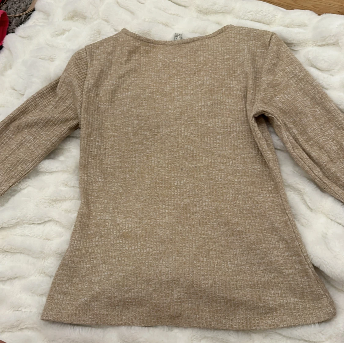 Beige ribbad kofta - 92