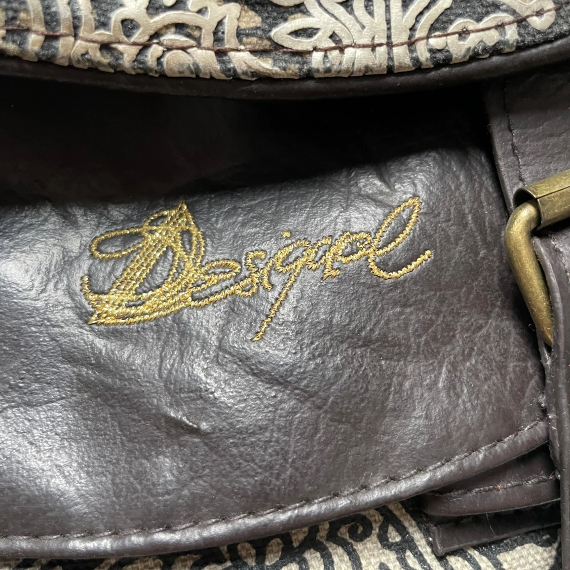 Mönstrad axelväska från Desigual - 90