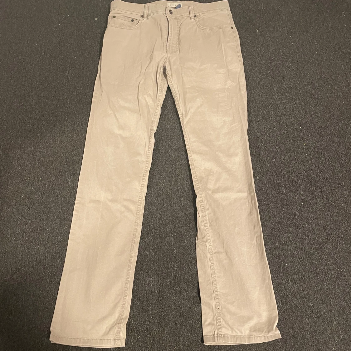 Beige Bugatti jeans - 90