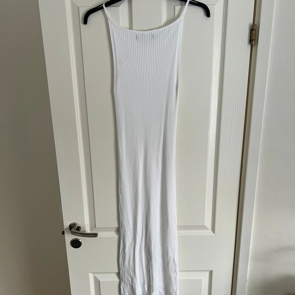 Ribbad lång klänning Mango - 2