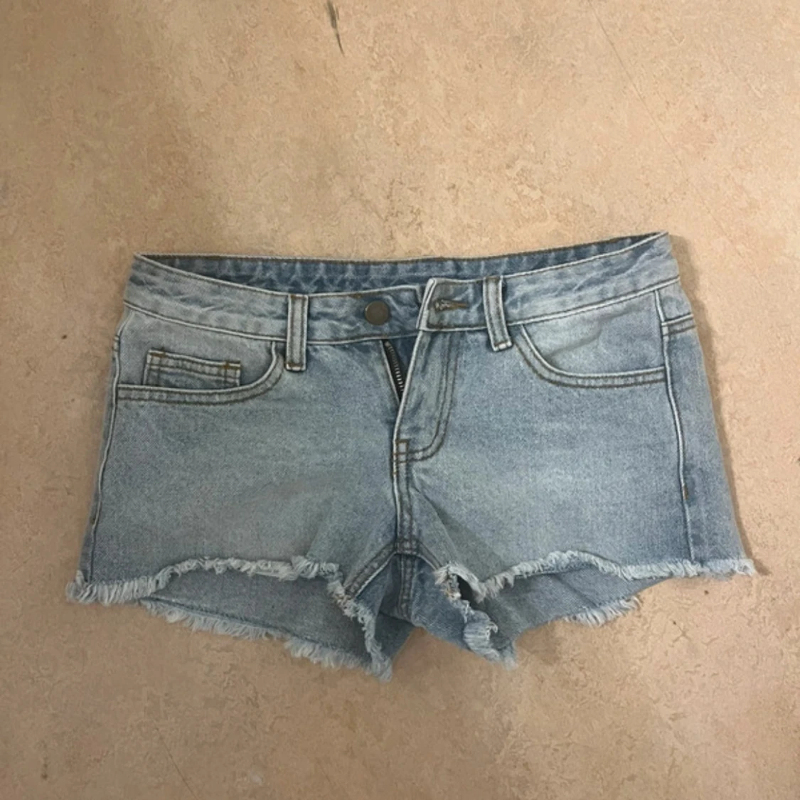 Blå jeansshorts brandy melville