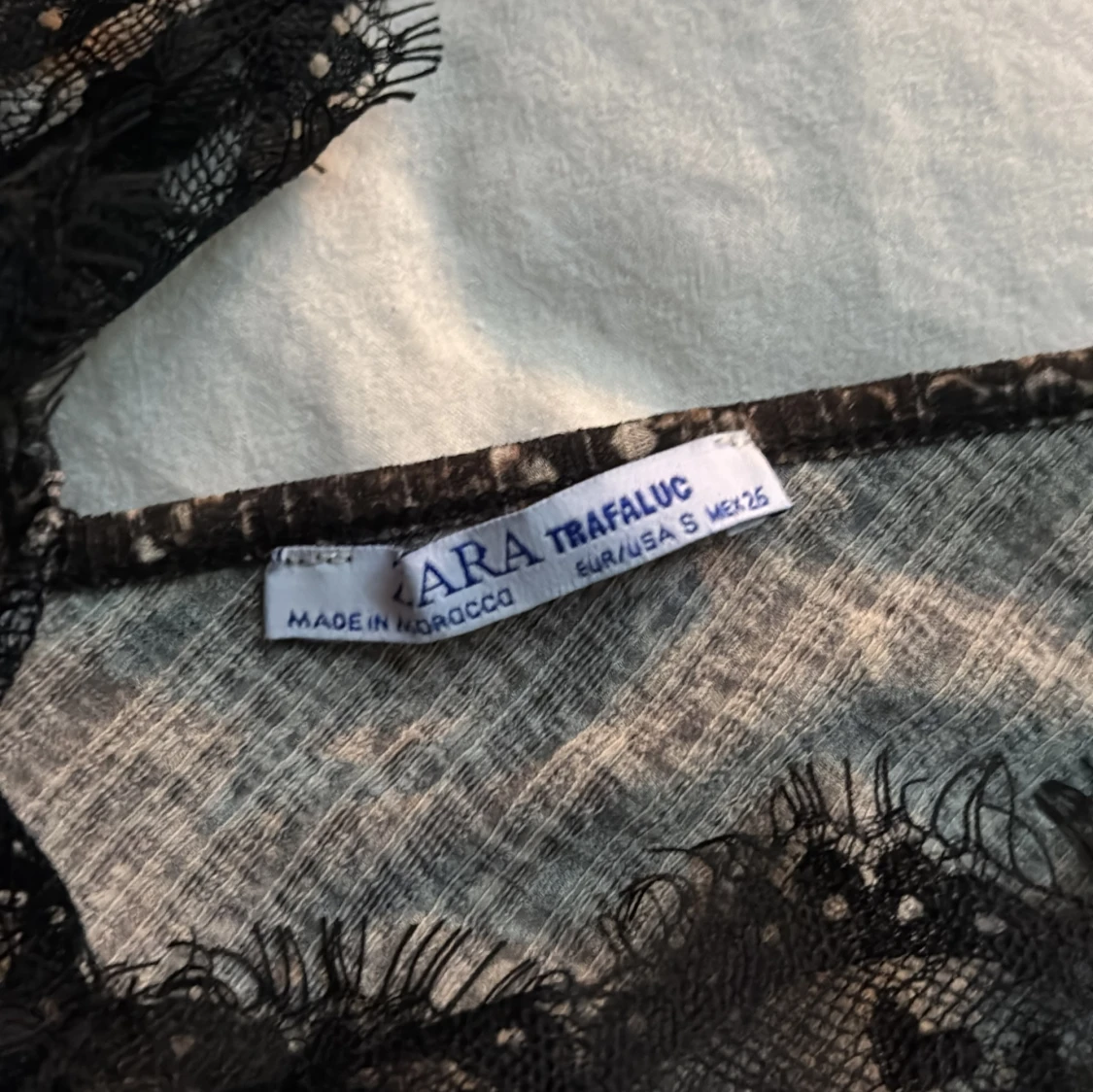 Ormmönstrad linne från Zara - 1