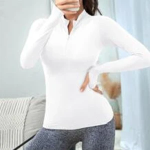 Tränings tröja  - Storlek XS  Aldrig använd  Jätteskönt material 