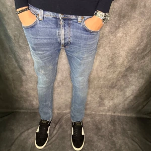 Nudie Lean Dean  - // Nudie jeans modell: Lean Dean | Storlek W30/L30 | Benlängd: 100cm / Midja: 39cm | Nypris runt 1600kr | Kontakta för fler frågor eller funderingar // Deluxecloset