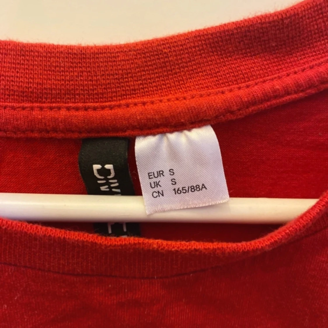 Röd T-shirt med Louisiana-tryck - 90