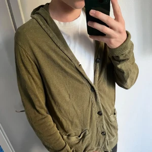 Ralph Laurent cardigan  - Säljer min Ralph Laurent cardigan fint skick skriv vid funderingar 