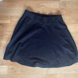 Kjol - Kjolen är i utmärktskick 