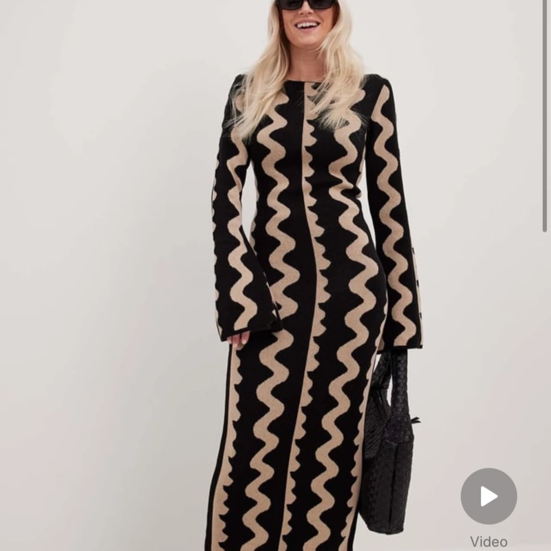 Stickad maxiklänning