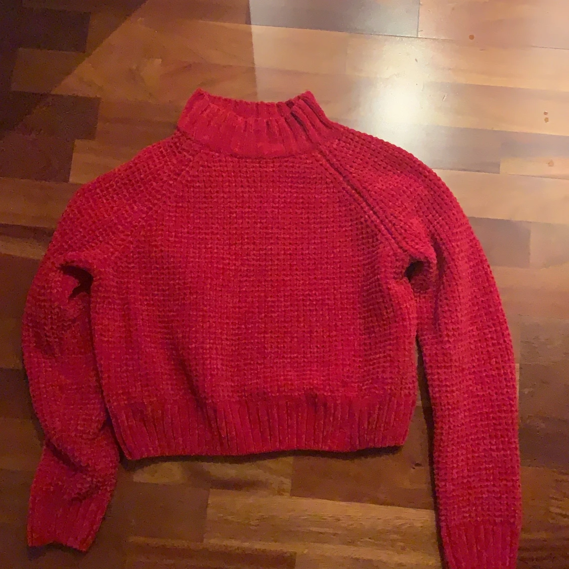 Röd stickad tröja från Hm strl M - 90