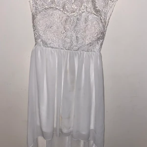 Klänning  - Oneness klänning ☺️ jätte fin storlek 36