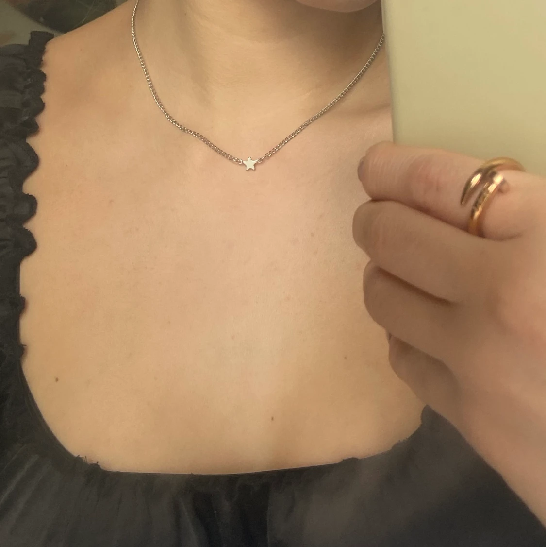 Halsband med stjärna - 91