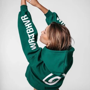 LANI HOODIE BOTTLE GREEN WOMEN - Jättefint hoodie för er tjejer, helt ny. Köpare = frakt