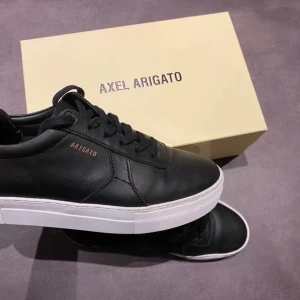 Arigato skor - svarta arigato skor, knappt använda