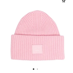 Acne mössa - Rosa acne mössa