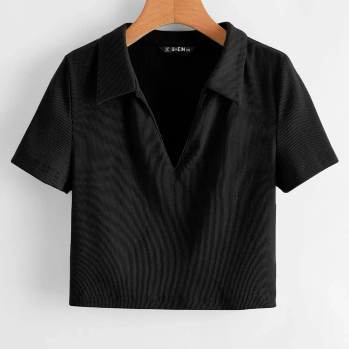 Svart topp med krage - 90