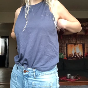 Zara topp - Aldrig använd köpte i somras men va inte min stil tydligen.