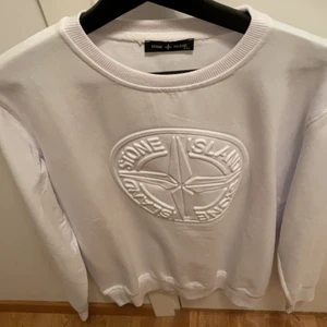 Stone Island - XLARGE, aldrig använd