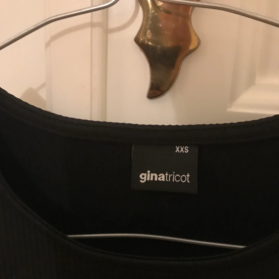 Svart cutout linne - 91