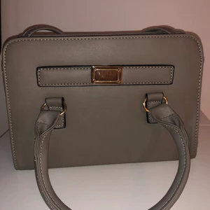 Liten väska - Liten väska från ur och penn, använd ett fåtal gånger