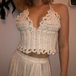 Virkat linne - Så gulligt virkat linne, typ crémefärgat💓 handgjort🥰