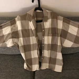 Oversized fleece blouse - Super comfy oversized blouse, beige and creme, worn twice! 60 sek + shipping ❤️❤️