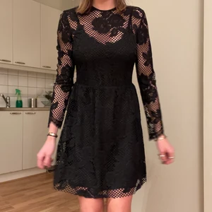 Other Stories klänning  - Använd endast en gång!