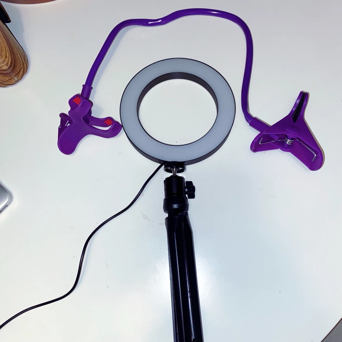 Telefonställning + Ringljus - 91