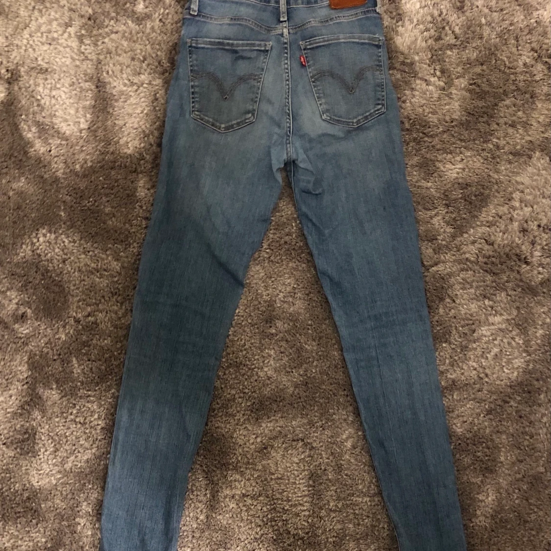 Levi’s skinny jeans storlek 27