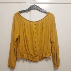  - Helt ny & aldrig använd. Storlek M 