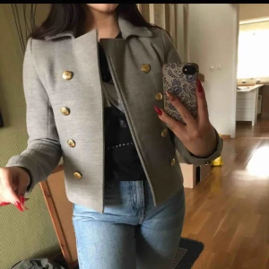  - Jättefint skick! Passar en S